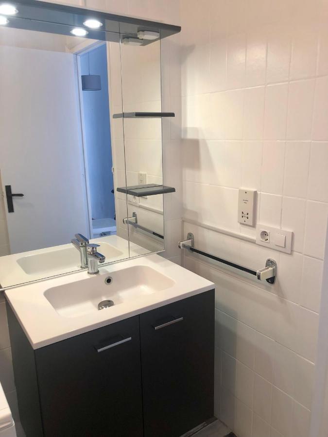Apt Port Rhodes C, 2 Chbres, 2 Terrasses, Vue Sur Canal Principal De La Marina Et Sur Les Pyrenees Apartment Емпуриабрава Екстериор снимка