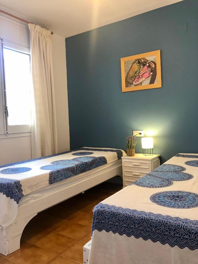 Apt Port Rhodes C, 2 Chbres, 2 Terrasses, Vue Sur Canal Principal De La Marina Et Sur Les Pyrenees Apartment Емпуриабрава Екстериор снимка