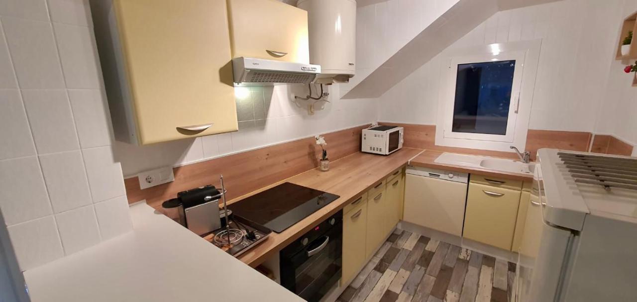 Apt Port Rhodes C, 2 Chbres, 2 Terrasses, Vue Sur Canal Principal De La Marina Et Sur Les Pyrenees Apartment Емпуриабрава Екстериор снимка