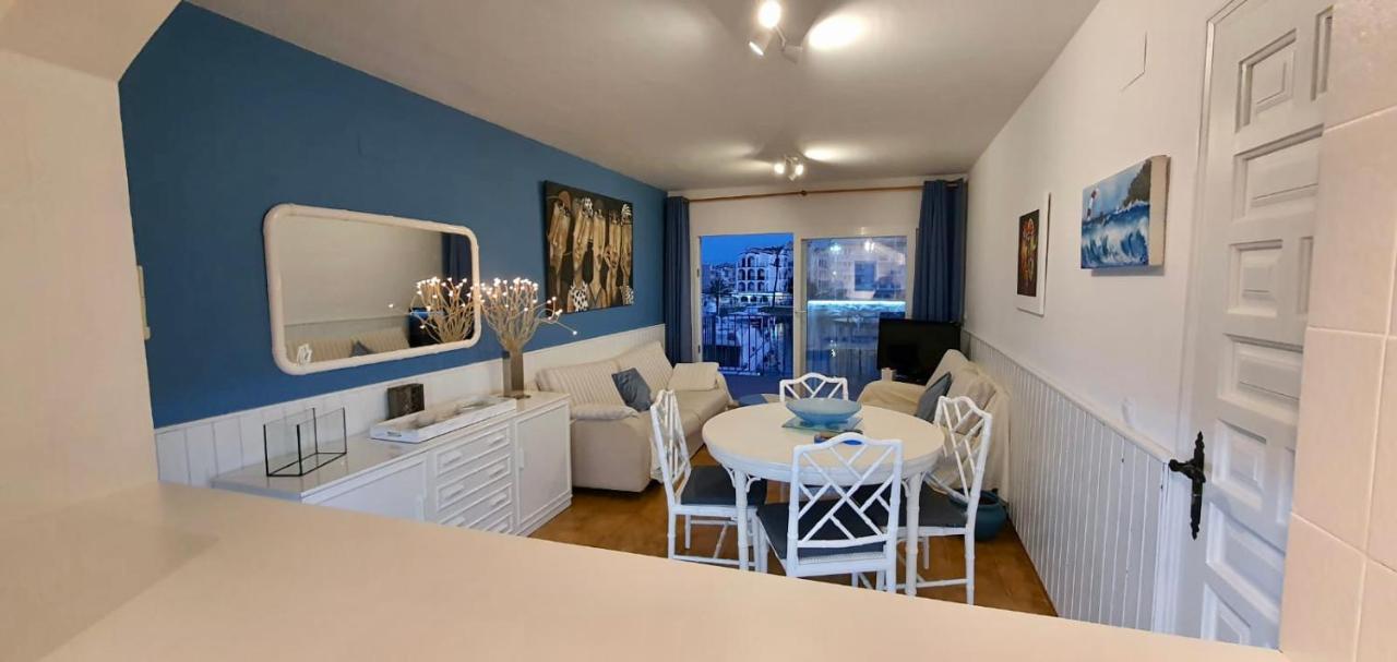 Apt Port Rhodes C, 2 Chbres, 2 Terrasses, Vue Sur Canal Principal De La Marina Et Sur Les Pyrenees Apartment Емпуриабрава Екстериор снимка